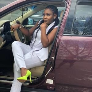 Meet your Posher, Adell